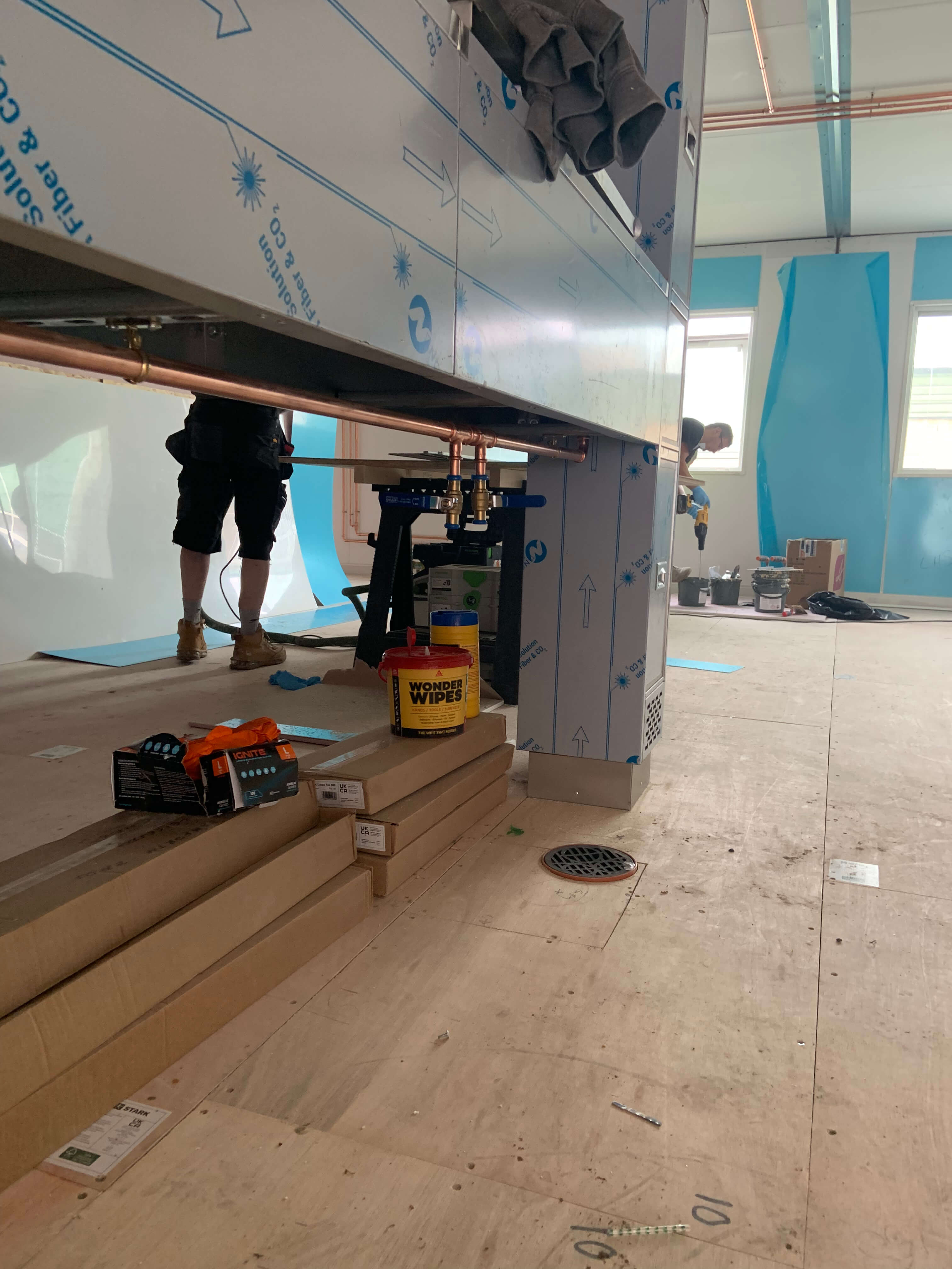 Contract plumbing work